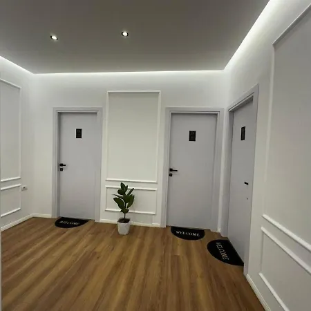 Fa At Center 01 Тирана