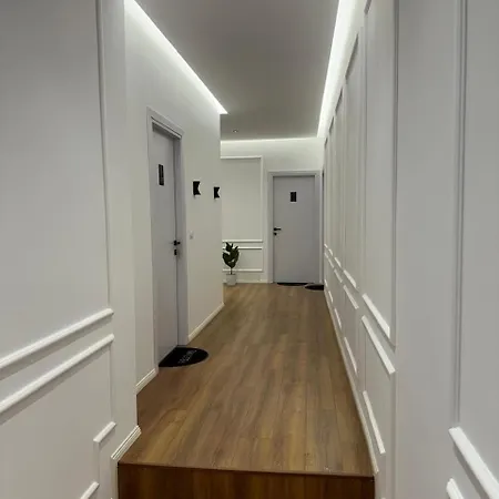 Fa At Center 01 Апартаменты Тирана